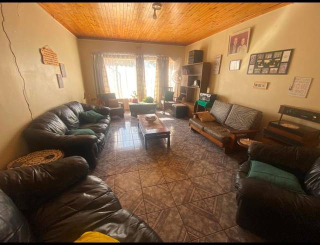 3 BEDROOM HOUSE FOR SALE IN KANONKOP